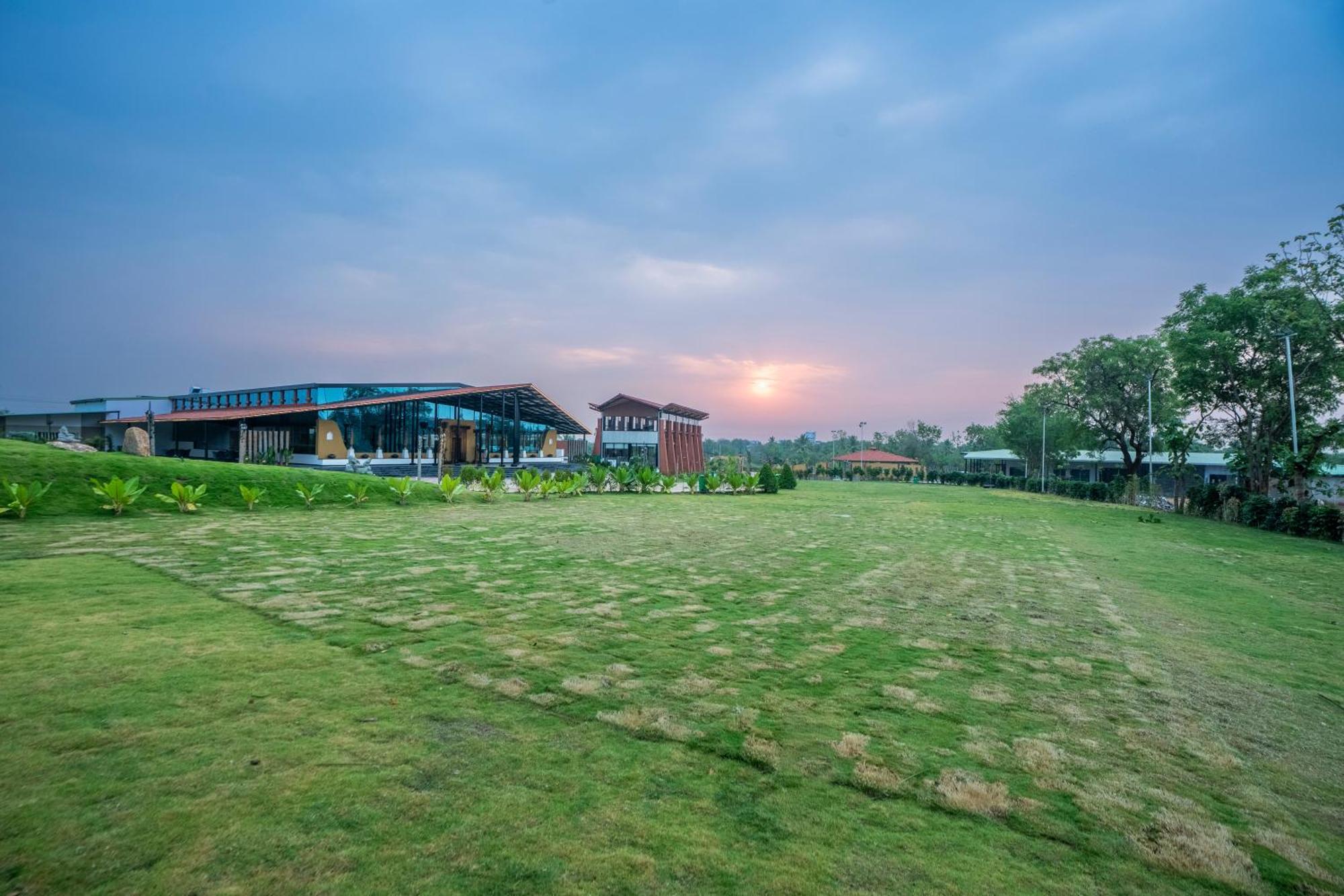 Serene Resort Hyderabad Shamshabad Exterior foto