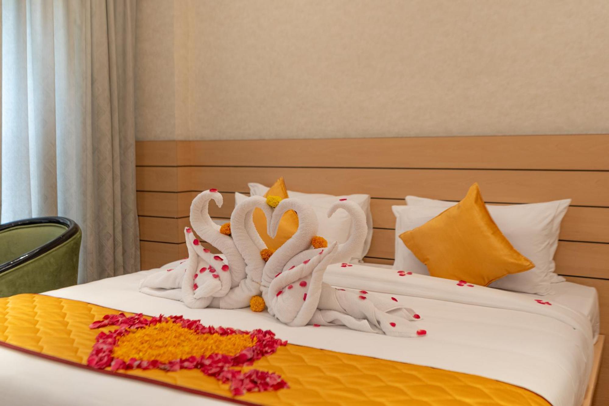 Serene Resort Hyderabad Shamshabad Exterior foto