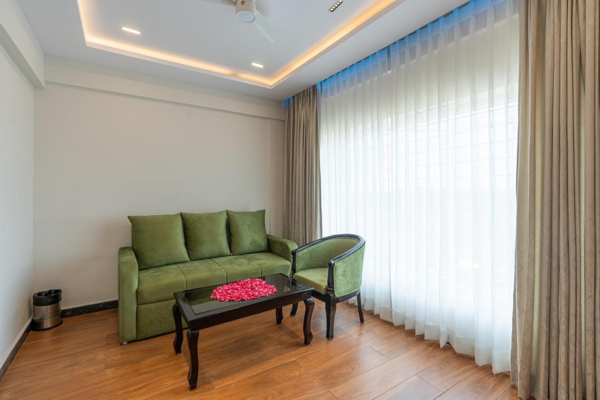 Serene Resort Hyderabad Shamshabad Exterior foto