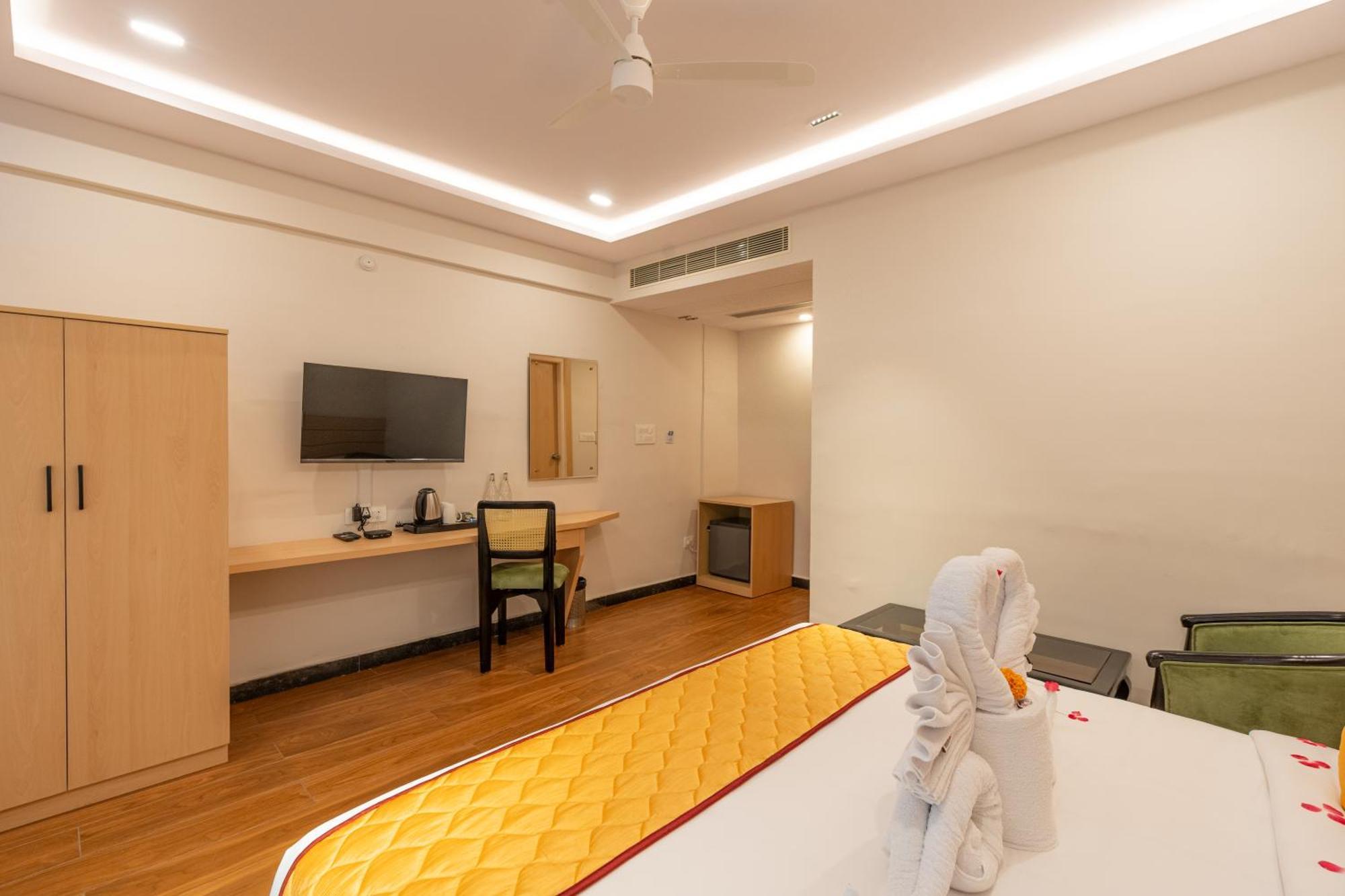 Serene Resort Hyderabad Shamshabad Exterior foto