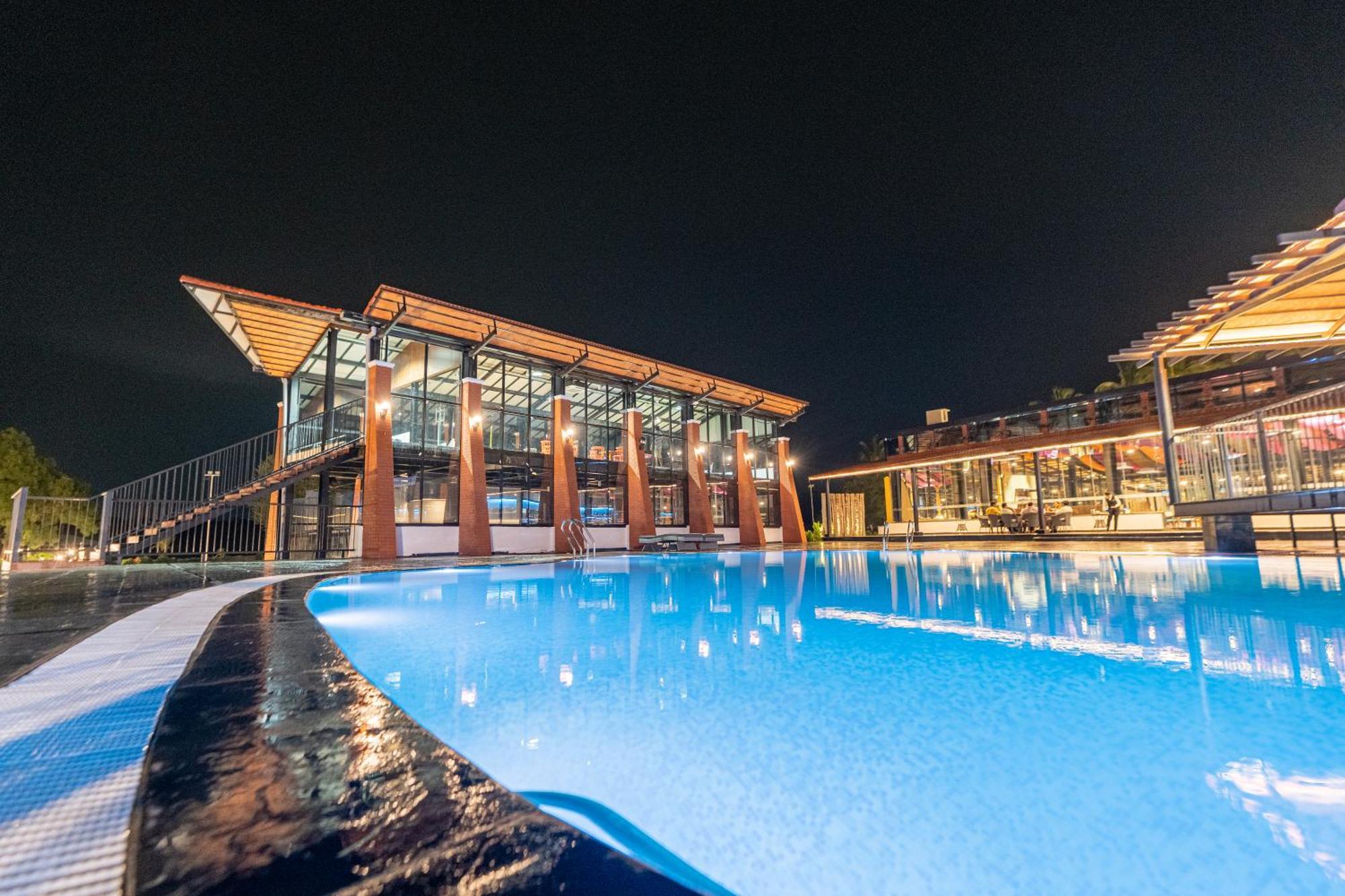 Serene Resort Hyderabad Shamshabad Exterior foto